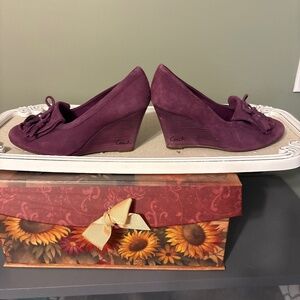 Suede wedges